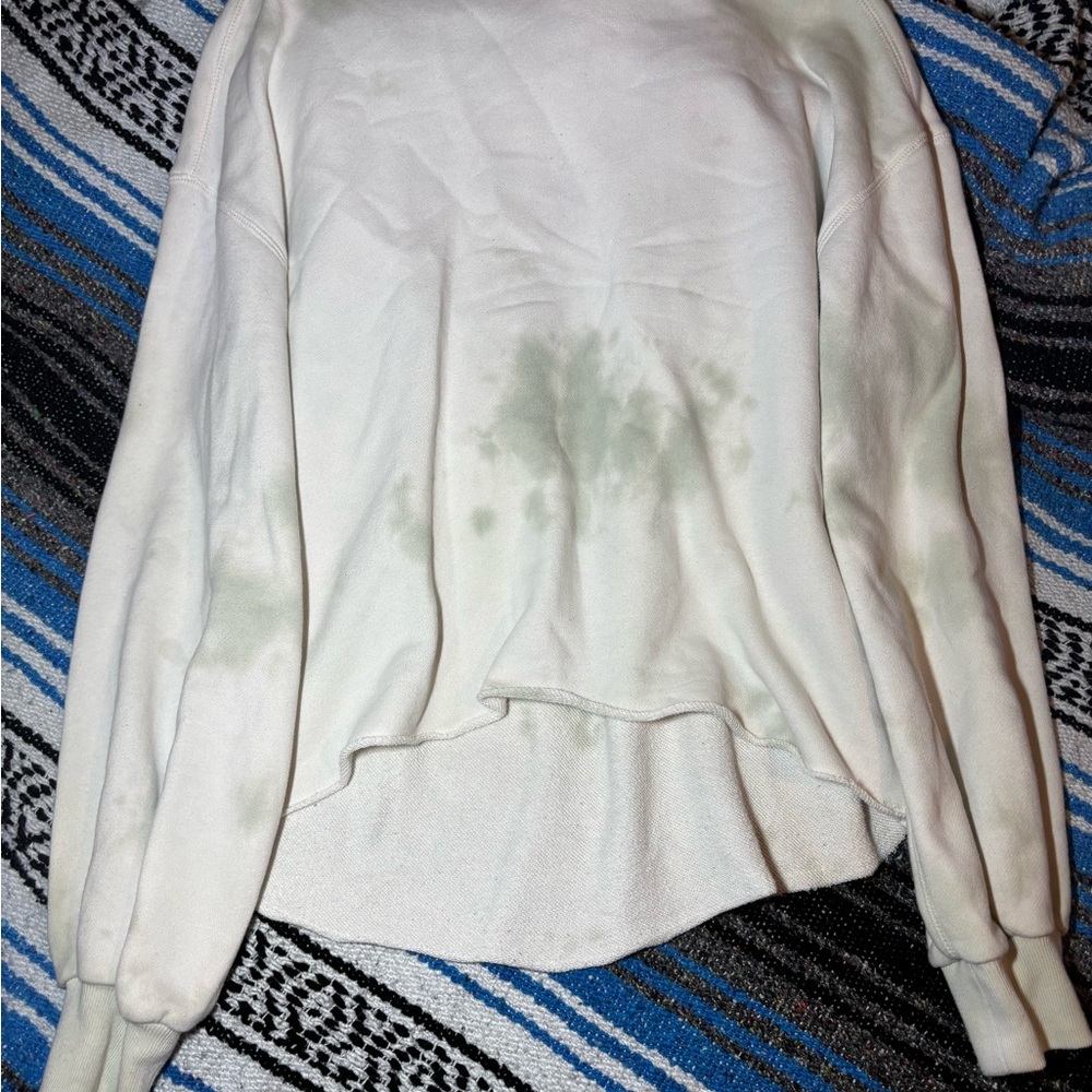 Abercrombie & Fitch White Long-Sleeve Crewneck Sweatshirt